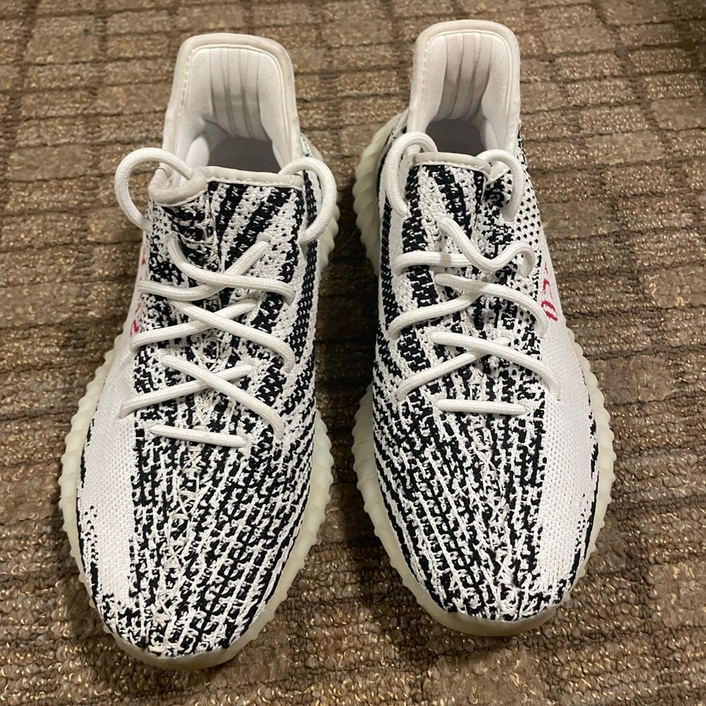 adidas Yeezy Boost 350 V2